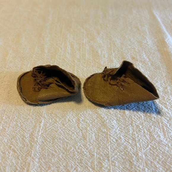 Pleasant Company (American Girl) Josefina’s Leather shoes - Picture 4 of 5